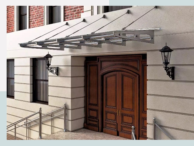 Металлические козырьки от 617 руб. в Хабаровске