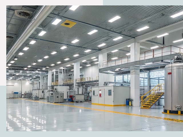 Освещение ангаров в Хабаровске от 617 руб. - Эффективные решения