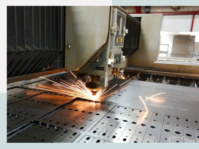 Лазерная резка металла в Хабаровске от 617 руб.